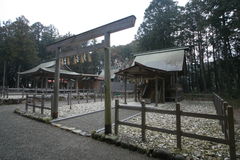 マウスクリックで拡大/縮小します