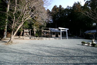 マウスクリックで拡大/縮小します