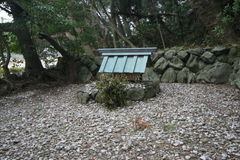 マウスクリックで拡大/縮小します