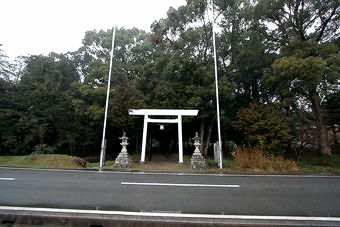 マウスクリックで拡大/縮小します