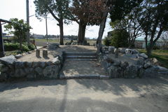 マウスクリックで拡大/縮小します