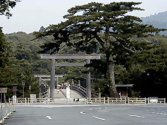 マウスクリックで拡大/縮小します