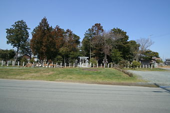 マウスクリックで拡大/縮小します