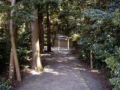 マウスクリックで拡大/縮小します