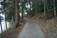 マウスクリックで拡大/縮小します