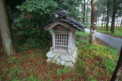 マウスクリックで拡大/縮小します