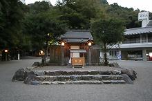 マウスクリックで拡大/縮小します