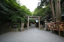 マウスクリックで拡大/縮小します