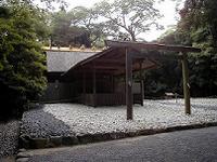 マウスクリックで拡大/縮小します