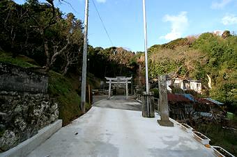 マウスクリックで拡大/縮小します