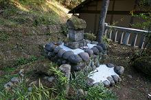 マウスクリックで拡大/縮小します