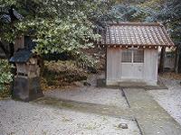 マウスクリックで拡大/縮小します