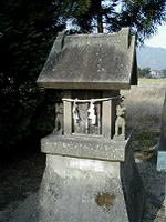 マウスクリックで拡大/縮小します