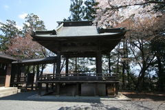 マウスクリックで拡大/縮小します