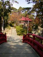 マウスクリックで拡大/縮小します