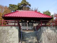 マウスクリックで拡大/縮小します