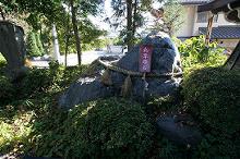 マウスクリックで拡大/縮小します