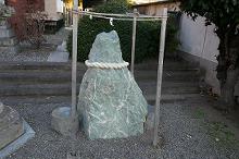 マウスクリックで拡大/縮小します