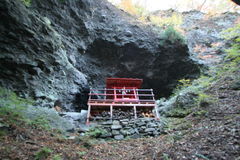 マウスクリックで拡大/縮小します