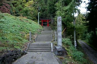 マウスクリックで拡大/縮小します