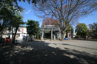 マウスクリックで拡大/縮小します