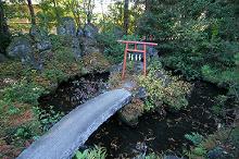 マウスクリックで拡大/縮小します