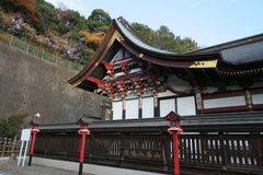 マウスクリックで拡大/縮小します