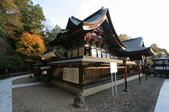 マウスクリックで拡大/縮小します