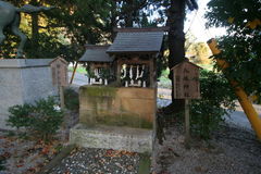 マウスクリックで拡大/縮小します