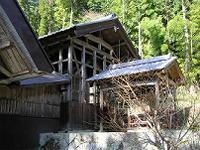 マウスクリックで拡大/縮小します