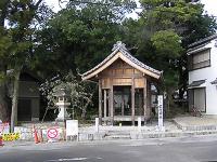 マウスクリックで拡大/縮小します