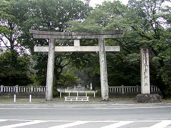 マウスクリックで拡大/縮小します