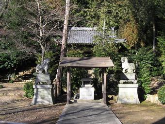 マウスクリックで拡大/縮小します