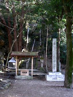 マウスクリックで拡大/縮小します