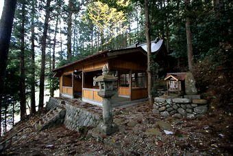 マウスクリックで拡大/縮小します