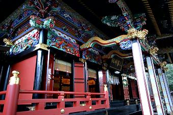 マウスクリックで拡大/縮小します