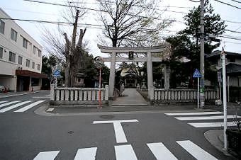 マウスクリックで拡大/縮小します