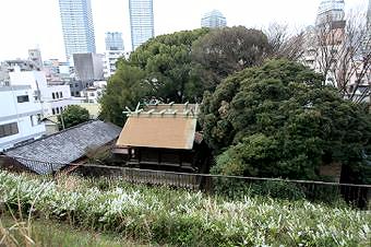 マウスクリックで拡大/縮小します