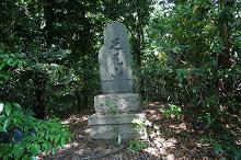 マウスクリックで拡大/縮小します