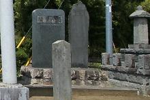 マウスクリックで拡大/縮小します