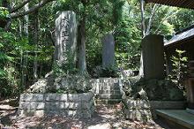 マウスクリックで拡大/縮小します