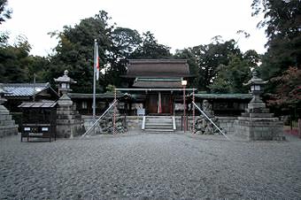 マウスクリックで拡大/縮小します