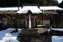 マウスクリックで拡大/縮小します