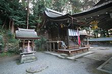 マウスクリックで拡大/縮小します