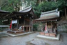 マウスクリックで拡大/縮小します