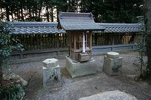 マウスクリックで拡大/縮小します