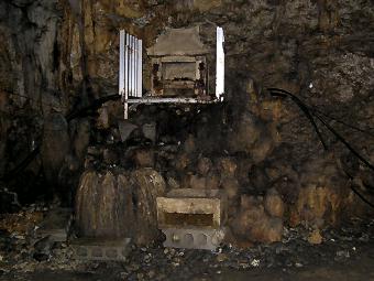 マウスクリックで拡大/縮小します