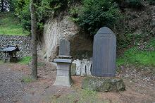 マウスクリックで拡大/縮小します