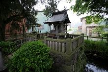 マウスクリックで拡大/縮小します