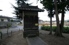 マウスクリックで拡大/縮小します